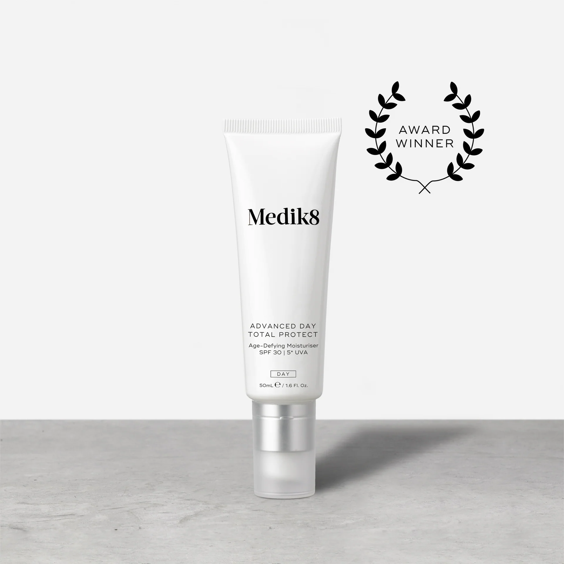Advanced_Day_Total_Protect_-_Grey_Background_-_Award_Winner_-_2000_x_2000_-_ROW